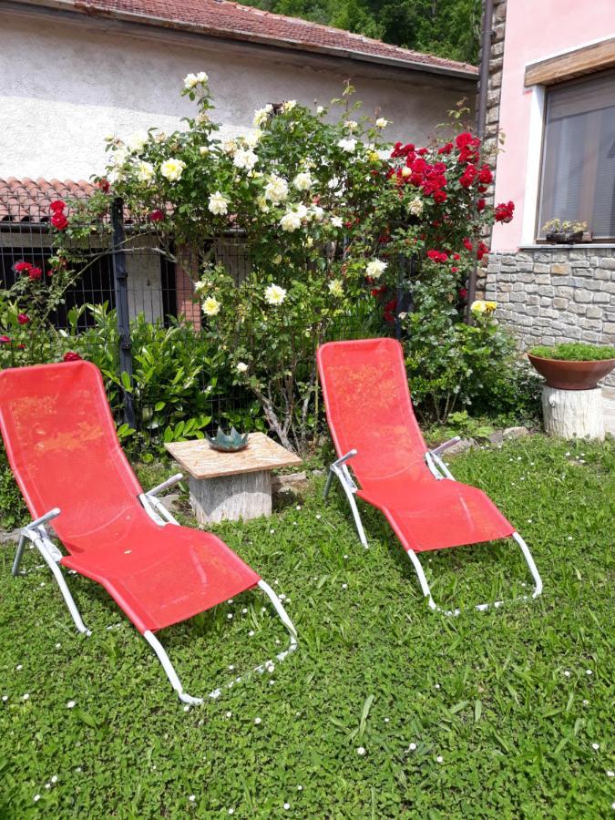 Bed and Breakfast Cà d' FeFi à Gorzegno Extérieur photo